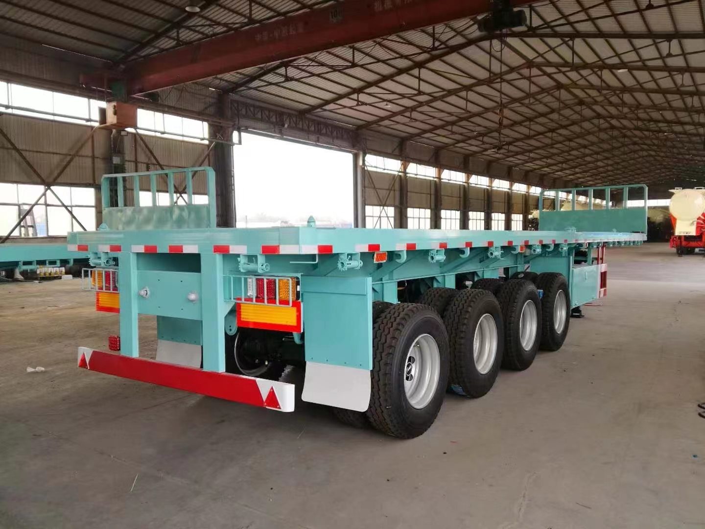 Customization Options: Enhancing the Performance of 40ft 4 Axles Flatbed Semi Trailers with BPW 13T Axles