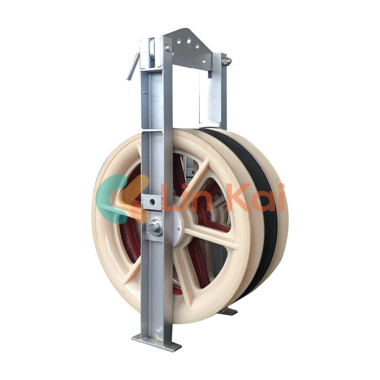 The Advantages of Large Diameter Stringing Blocks Over Smaller Diameter Blocks