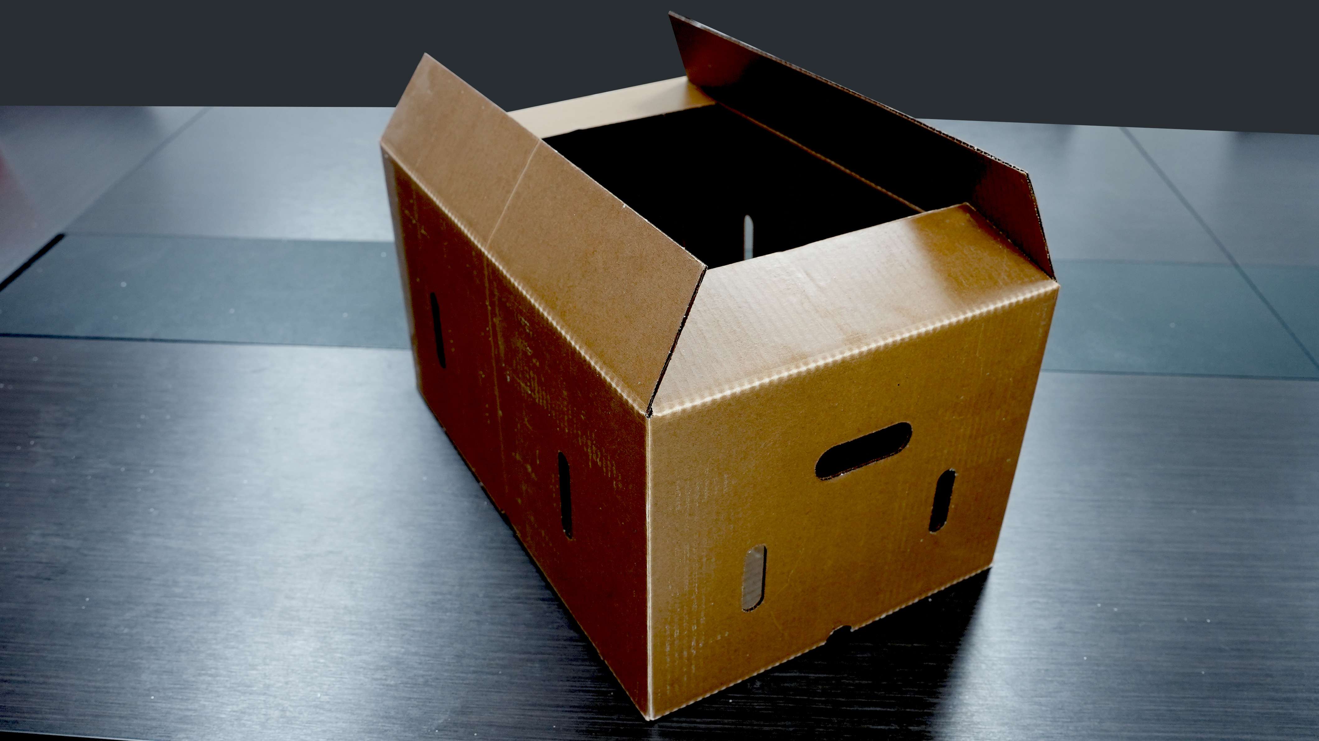 Inside a Waxed Cardboard Boxes Factory: Crafting Durable and Moisture-Resistant Packaging